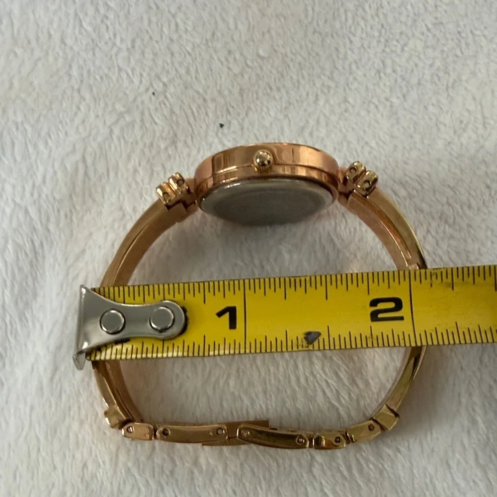 Anne Klein anne klein